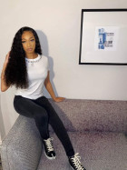 the hair is so niceeee! my hairstylist also s