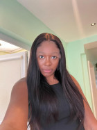This wig does not shed or tangle! I asked the