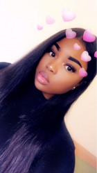 the loveee the hair, realy fast it came! the