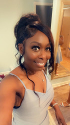 I love this wig. So natural and it was a win 