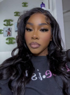 This is the perfect glueless wig, the closure