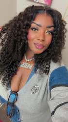 The curls are so full and beautiful! I love t