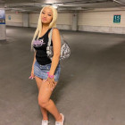 It is true to length,very soft, minimal shedd