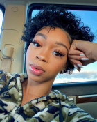 I absolutely love this wig the hair is minima