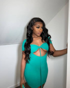 This wig is definitely giving beautiful long