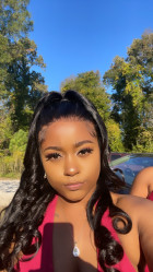 Great unit! No smell and or plucked hair line