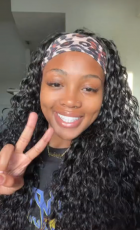 This wig is so beautiful, the hair is so soft