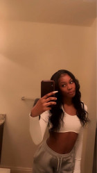 This hair is soooo soft and silky. I’m in l