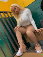 LOVE LOVE LOVE!!! Really good quality hair, t