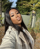 This hair is beautiful, soft, shiny and does