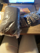 This wig is very good quality and easy to app