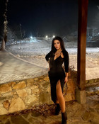 Very soft and thick hair. 28 inches is perfec