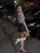 I love this hair it's soft, thick, no sheddin