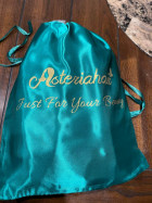 The wig is full and nice and for the price I 